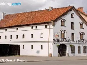 SHotels Przy Restauracji Stodoła