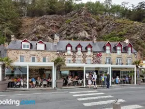 La Table de Jeanne - Hôtel & Restaurant
