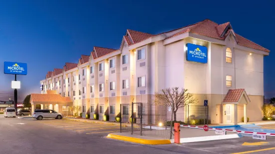 Microtel Inn & Suites by Wyndham Chihuahua