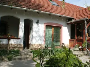 Mendei Vendégház Loft Apartman