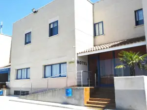 米拉多爾酒店
