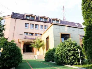匝姆卡蘇恰瓦飯店