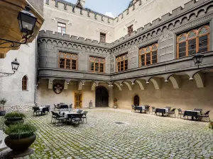 Zamek Karpniki Schloss Fischbach