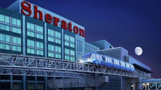 Sheraton Gateway Hotel in Toronto International Airport