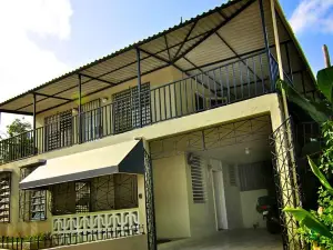New Best Deal 2 Bedroom Apartment in Bayamon, by Rentalspr