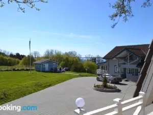 Taimela Holiday Home with Sauna