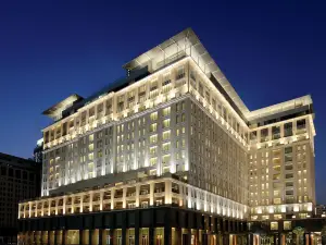 The Ritz-Carlton Residences, Dubai International Financial Centre