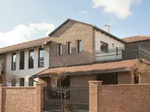 Anita Home