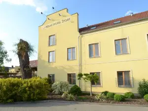 Hotel Stork