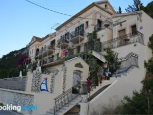 Aristotelis Apartments