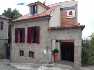 GuimaraesLiving - Hostel & Adventure