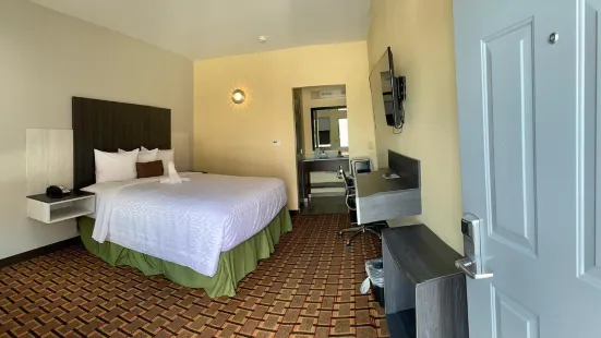 HomeStay Inn & Suites Edinburg