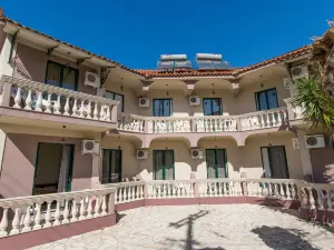 잔테 네스트 스튜디오 & 아파트먼트