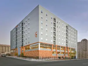 Tru by Hilton Austin University Capitol District