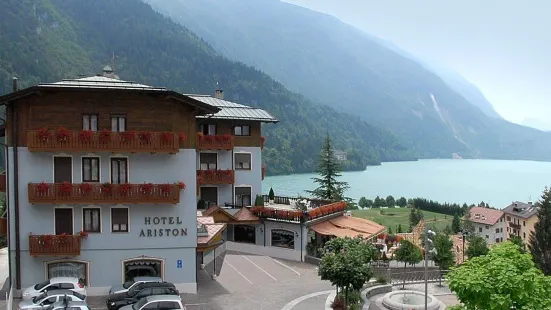 Ariston Lake View Hotel