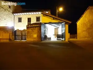 Casa de Aldea la Tienda de Villanueva