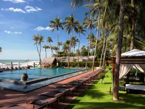 Aroma Beach Resort and Spa