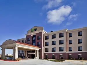 Holiday Inn Express & Suites PRYOR by IHG