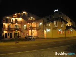 Villa Atina