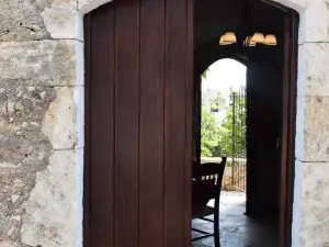 Anna's Stone House
