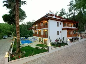 Ayka Hotel