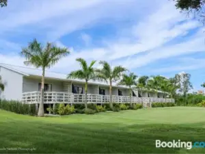 The Inn at LaBelle Yacht Club