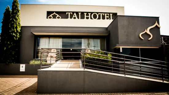 타지 호텔
