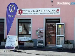 B&B Lokev Lipica HostelSezana
