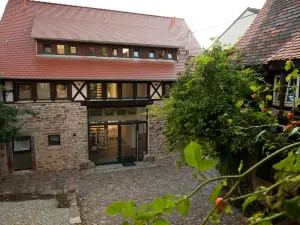 1463 Apartmenthaus & Restaurant