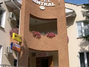 Central Hotel