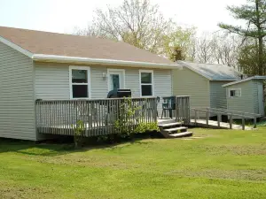 North Rustico Motel & Cottages