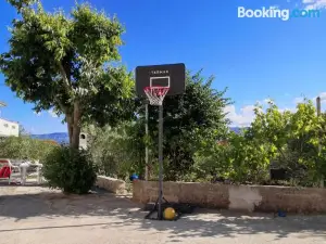Top Apartments