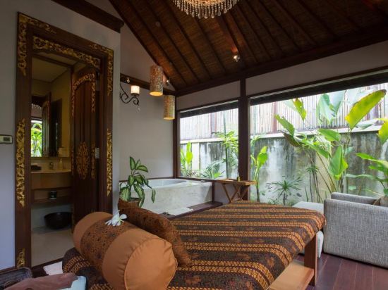 巴厘岛迪西尼豪华别墅(disini luxury spa vilas bali)