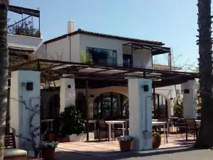 Horta d'en Rahola - Adults Only
