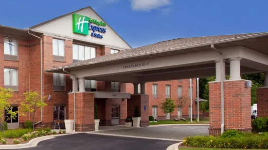 Holiday Inn Express & Suites Dayton-Centerville