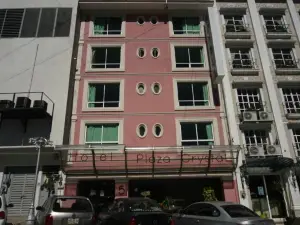Hotel Plaza Crystal