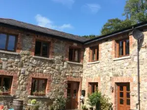 Croneybyrne Courtyard