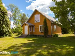 Truu Holiday Houses