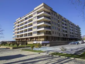 Park Diamond Apartments