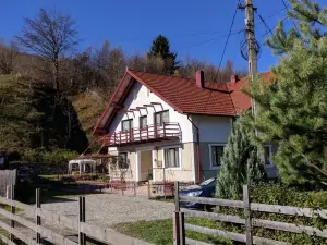 Simon House