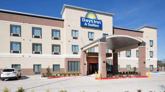 Days Inn & Suites by Wyndham Houston NW Cypress