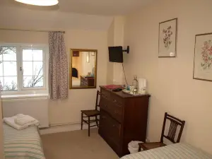 Cleaver Cottage