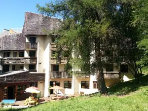 Hôtel les Trappeurs