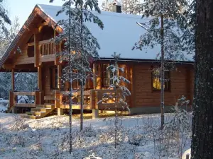 Kuhahuvila, Kalajärvi, Maatilamatkailu Ilomäen mökit