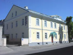 Central Hotel