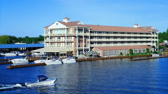 Riveredge Resort Hotel