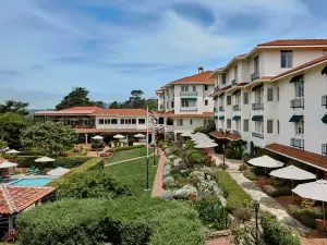 La Playa Hotel