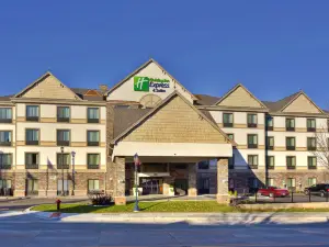 Holiday Inn Express & Suites FRANKENMUTH by IHG