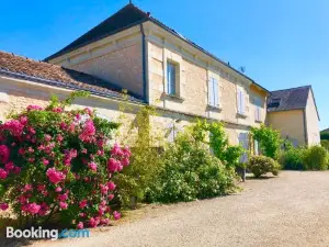 Ecole de Mathuna Chambre D Hotes Familiale Sejour Calme Avec Piscine et Jardin