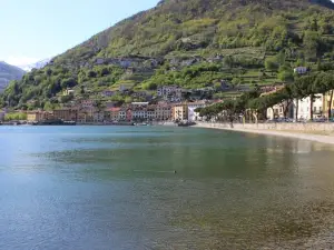 Lakeside Holiday Resort